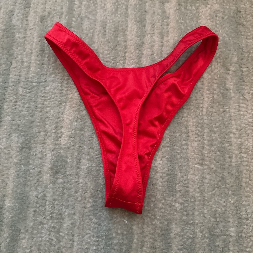 Sommer Swim- XS M Red Triangle Bikini Set - Women Swim Bikini - Picture 6 of 6
